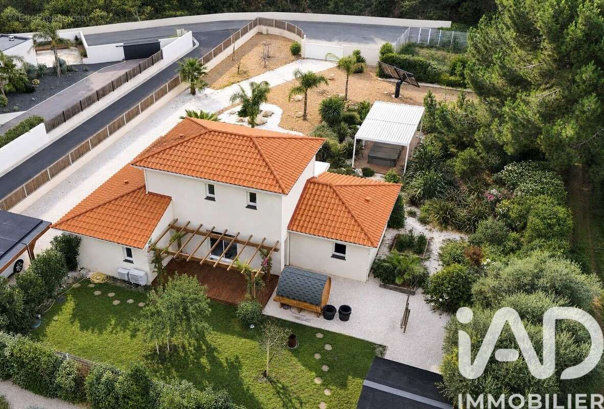 Maison 130 m² à Perpignan  - photo 2
