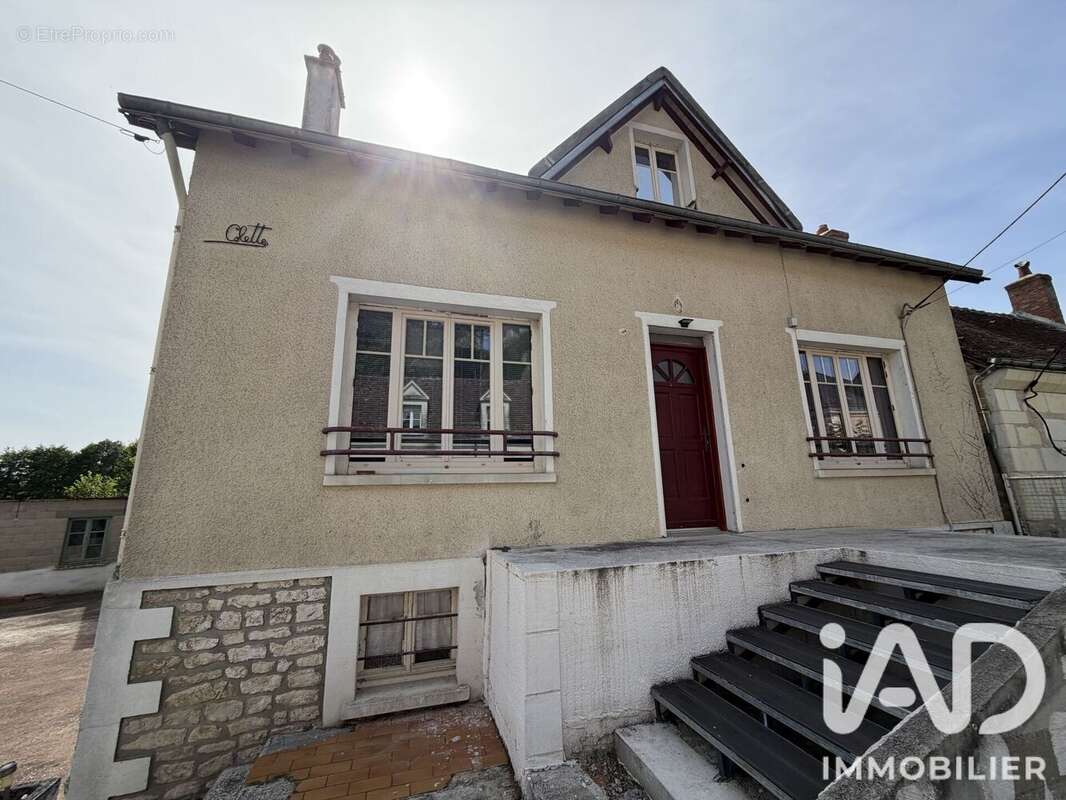 Maison 136 m² à Saint-Aignan  - photo 2