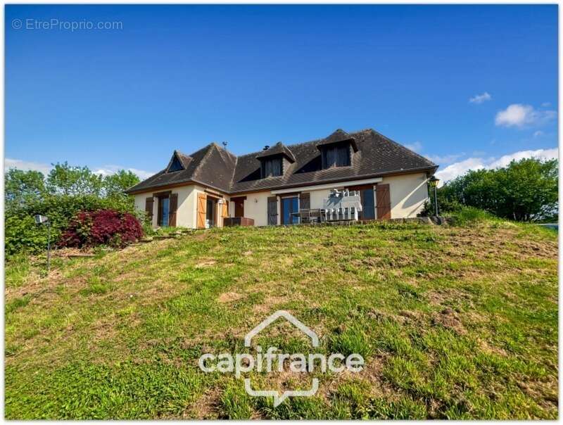 Maison à ISIGNY-LE-BUAT