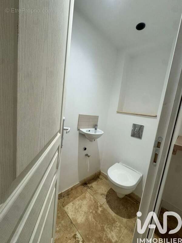 Maison 86 m² à Prin-Deyrancon  - photo 5
