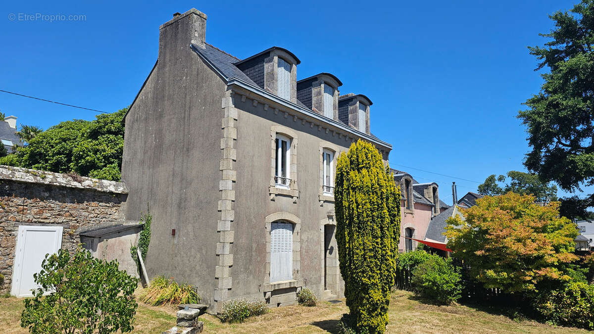 Maison à QUIMPER