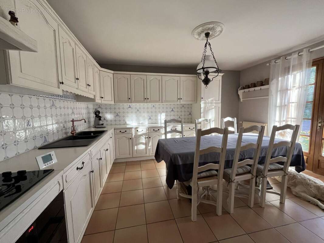 CUISINE  - Maison à SAUMUR