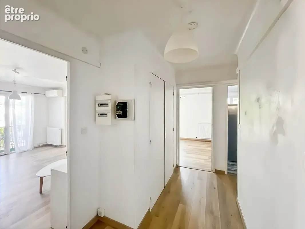 A vendre appartement T3 de 63 m² avec 2 balcons secteur la Pounche 13190 Allauch - photo 5