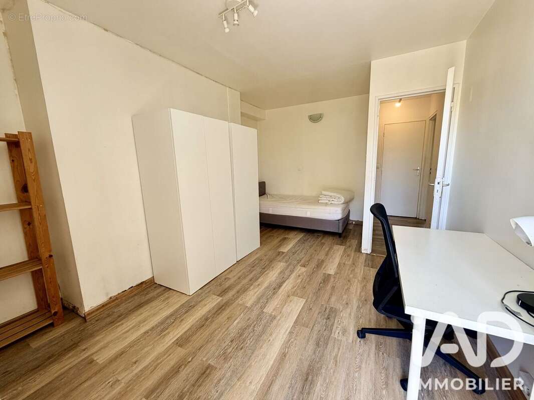 Photo 6 - Appartement à CERGY