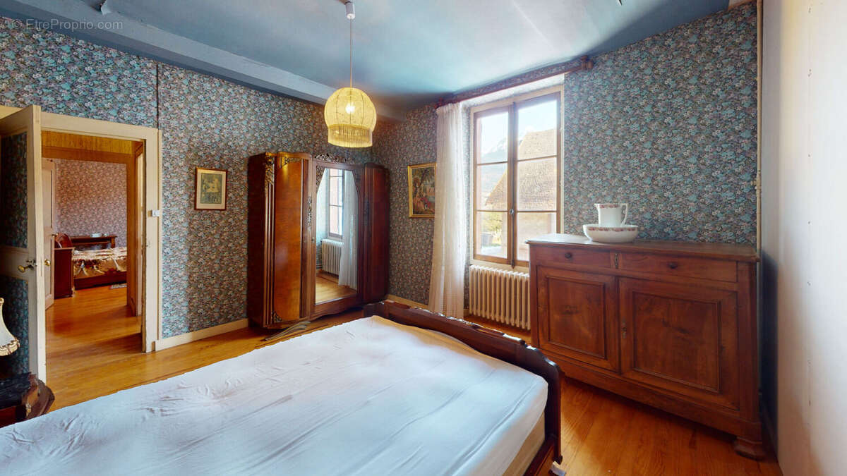 Maison à SAINT-MARTIN-D'URIAGE