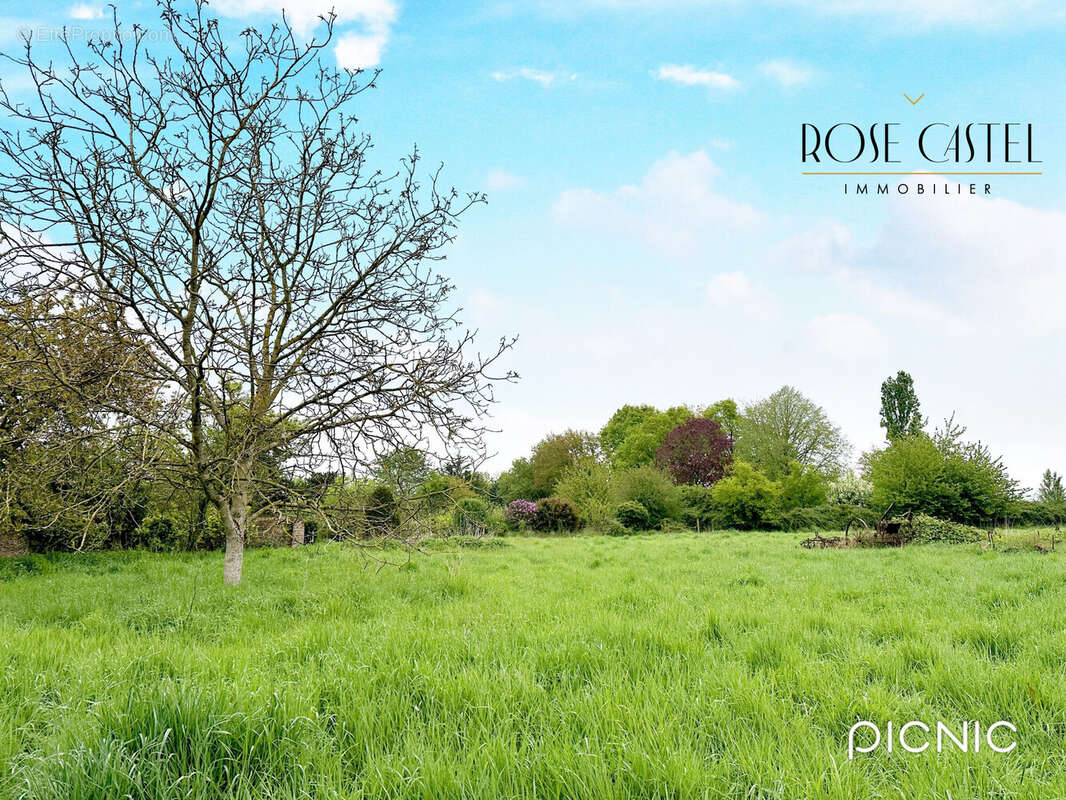 Terrain à FONTENAY-SUR-EURE