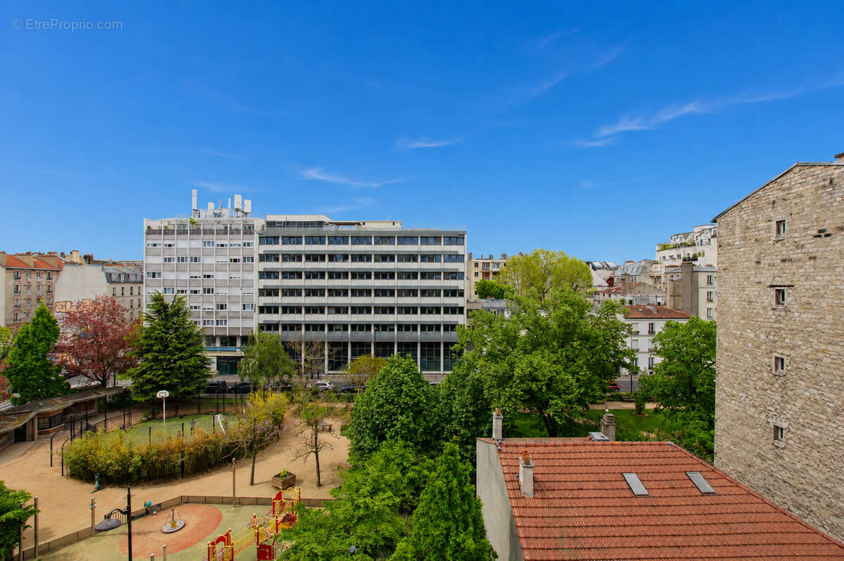 Appartement à PARIS-14E