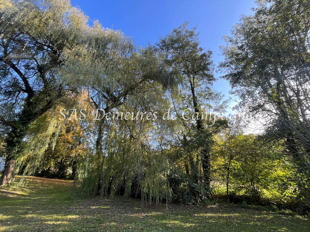 Maison à SURY-EN-VAUX