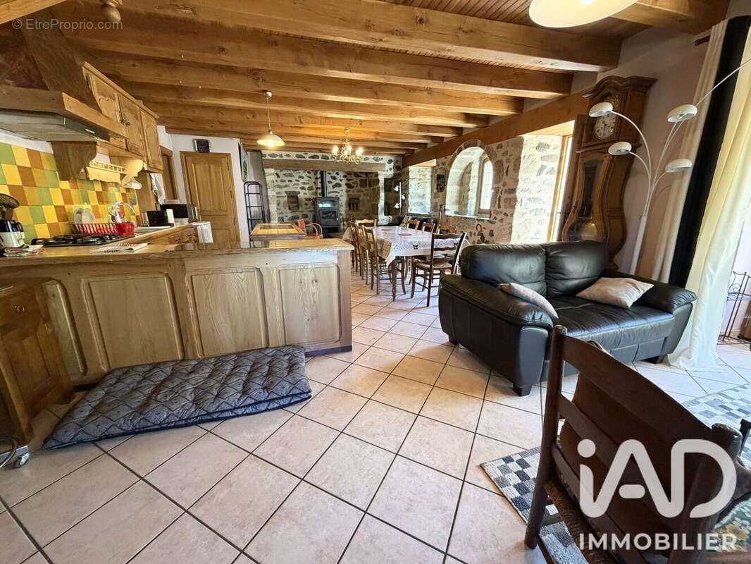 Maison 98 m² à Lieutades  - photo 3
