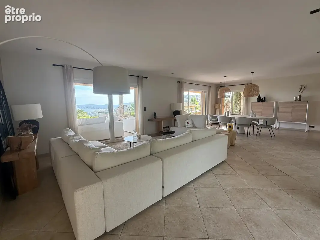 Superbe villa avec vue panoramique sur le golfe de saint-tropez - photo 11