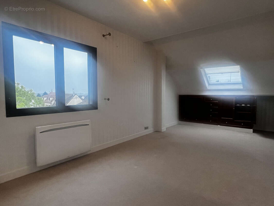 Maison à ORMESSON-SUR-MARNE