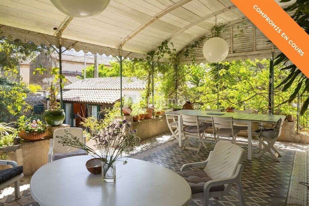 Maison à MARSEILLE-8E