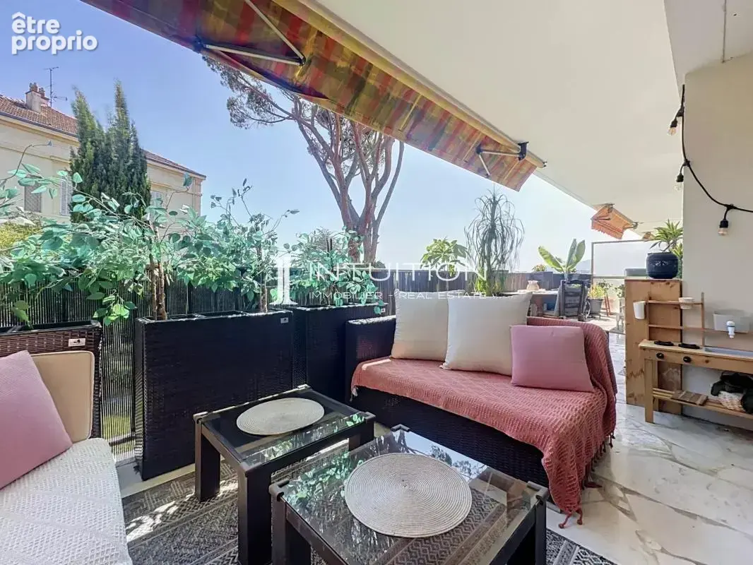 Mandelieu - Les termes : élégant deux pièces avec grande terrasse et garage - photo 13