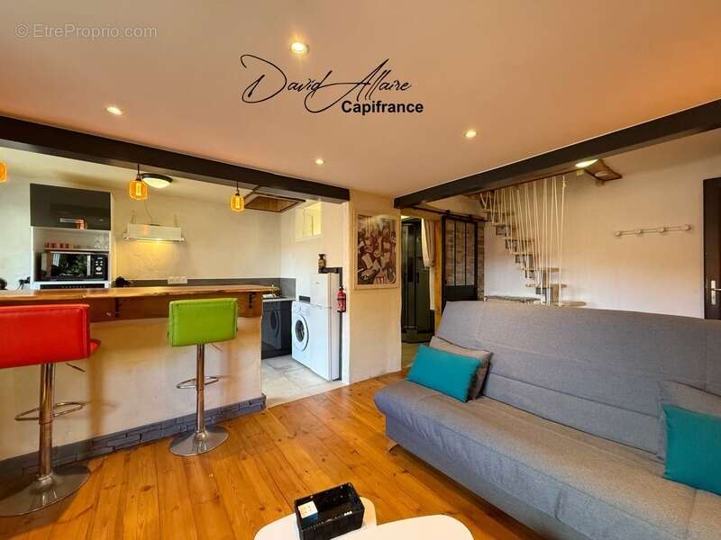 Appartement à LARAGNE-MONTEGLIN