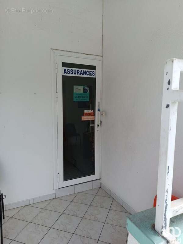 Photo 4 - Commerce à SAINT-FRANCOIS