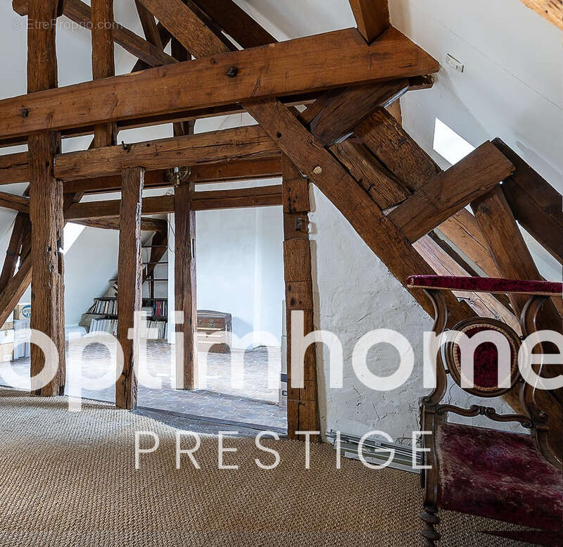 Maison à MORET-SUR-LOING