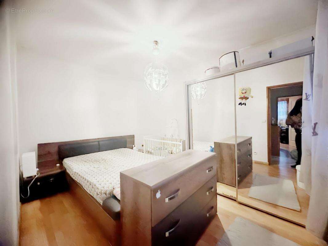 Maison à VILLETANEUSE