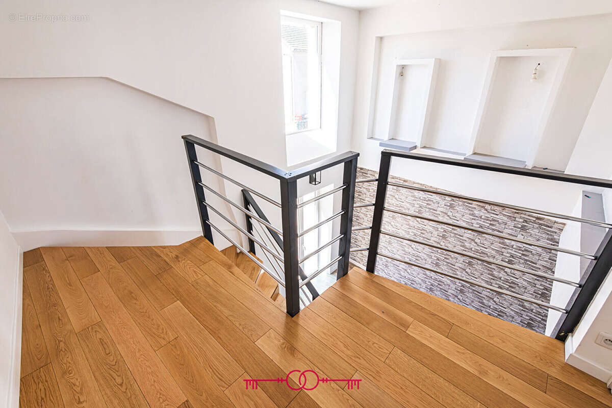 Maison à BEAUMONT-SUR-VESLE