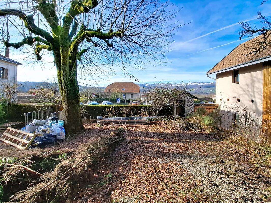Maison à LES ECHELLES