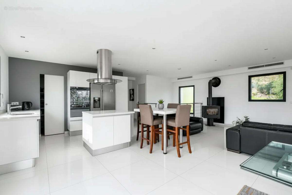 Villa 5 pièces avec piscine, 150 m², St Aygulf - photo 5