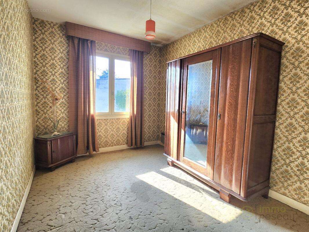 Maison à ELINCOURT-SAINTE-MARGUERITE
