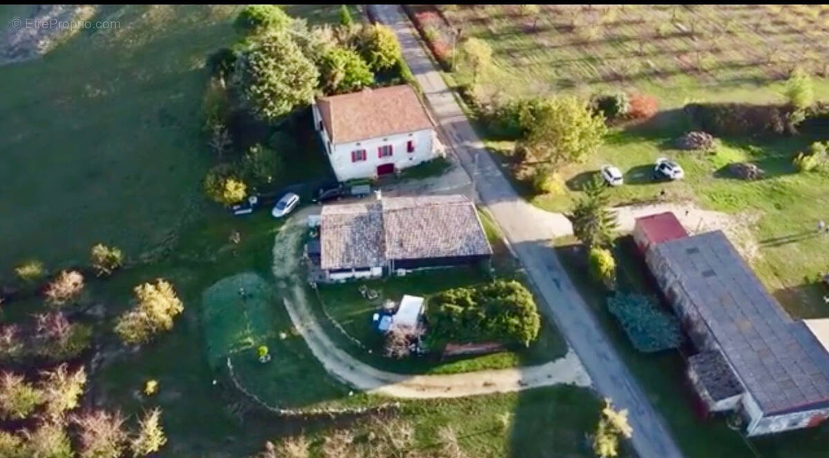 Maison à CASTILLONNES