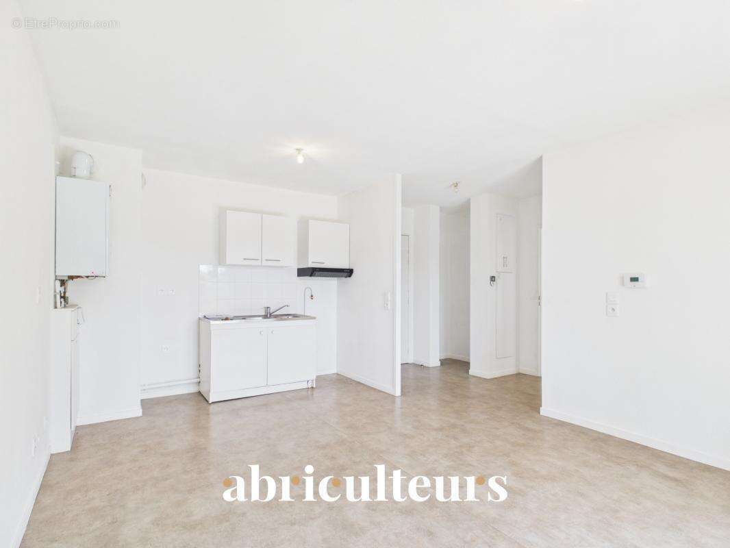 Appartement T3 lumineux de 57 m² avec Terrasse en vente à Cenon (33150) - photo 8