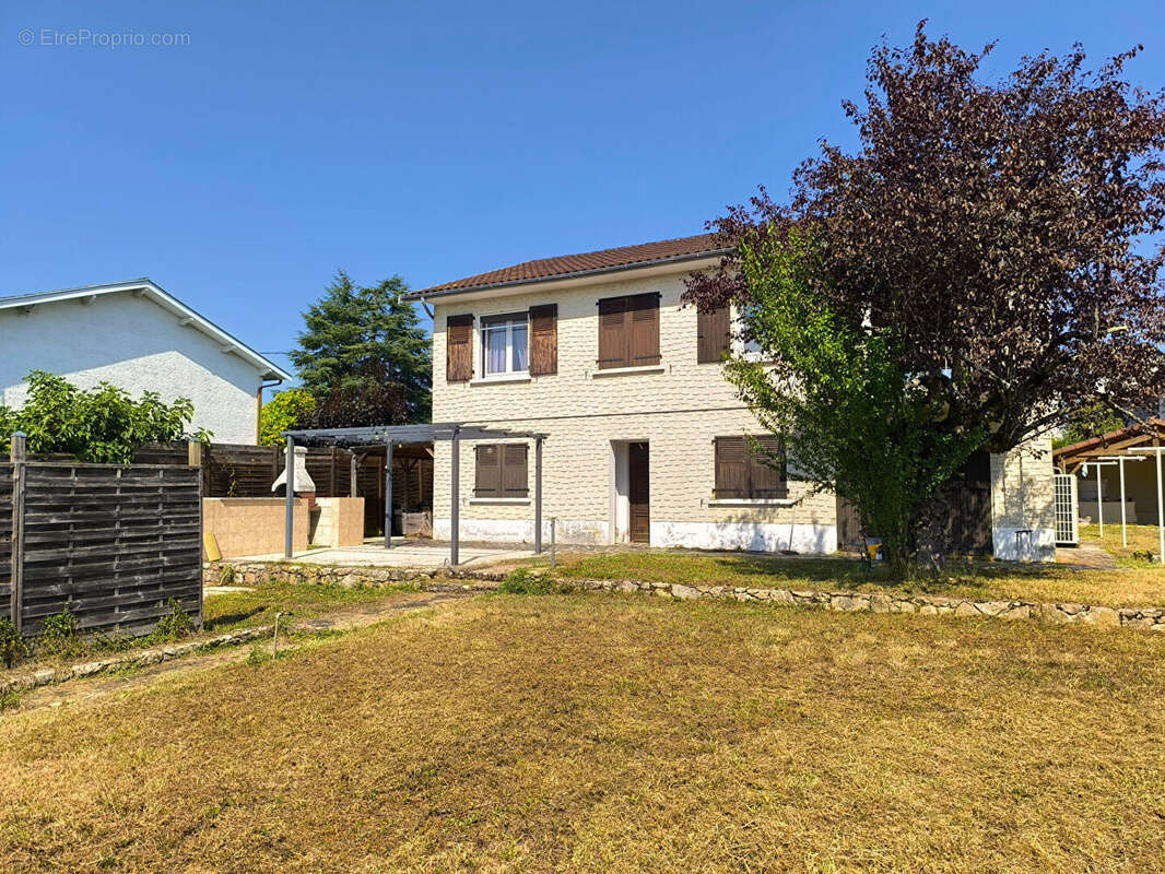 Maison à CAPDENAC-GARE