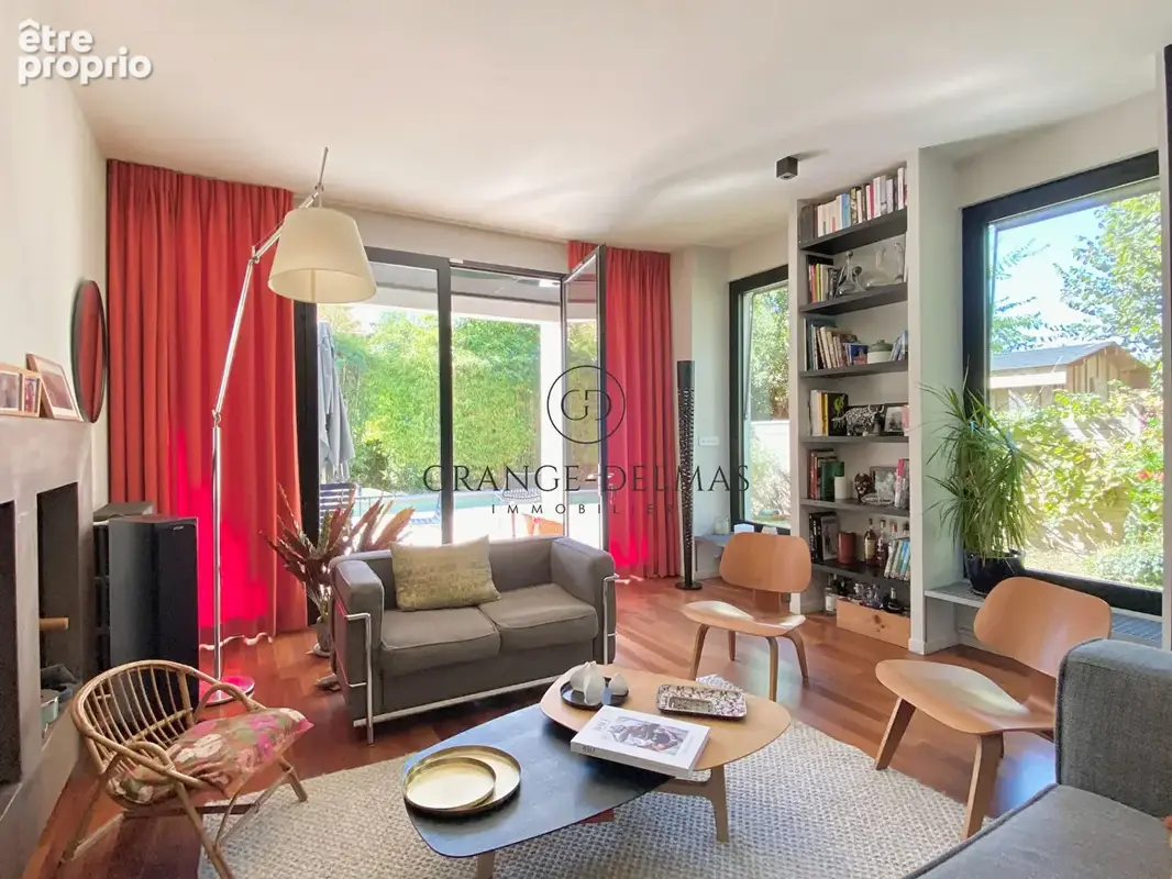 Maison d'architecte en R+1 avec jardin, piscine et stationnements - CAUDÉRAN - photo 3