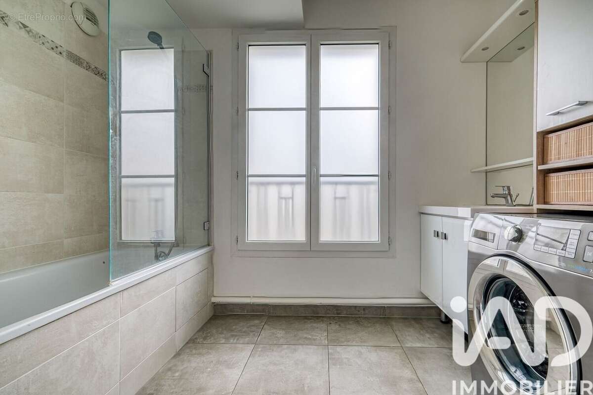 Photo 8 - Appartement à VILLENEUVE-SAINT-DENIS