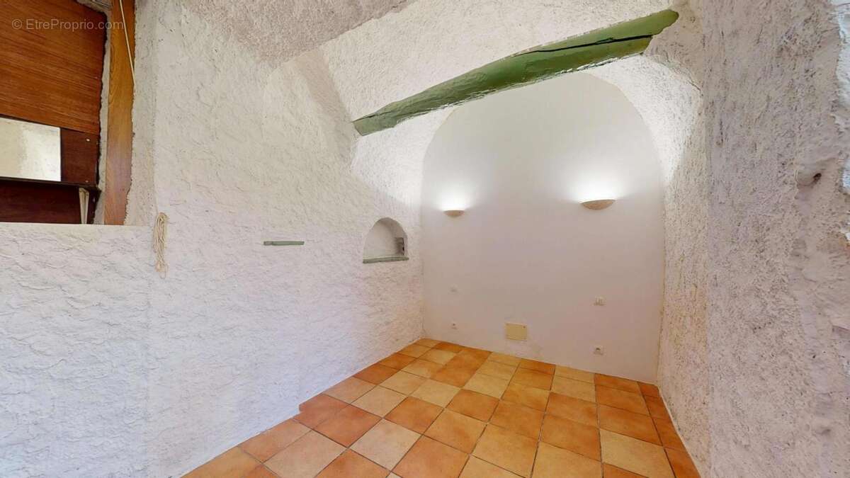 Appartement à ROQUEBRUNE-CAP-MARTIN