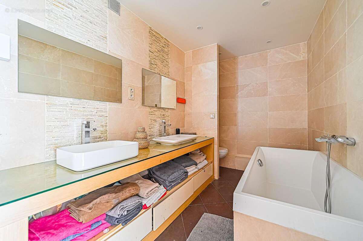 Appartement à SAINT-MANDE