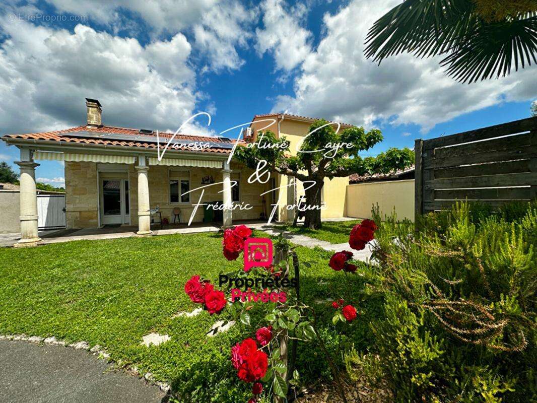 Maison à BLANQUEFORT
