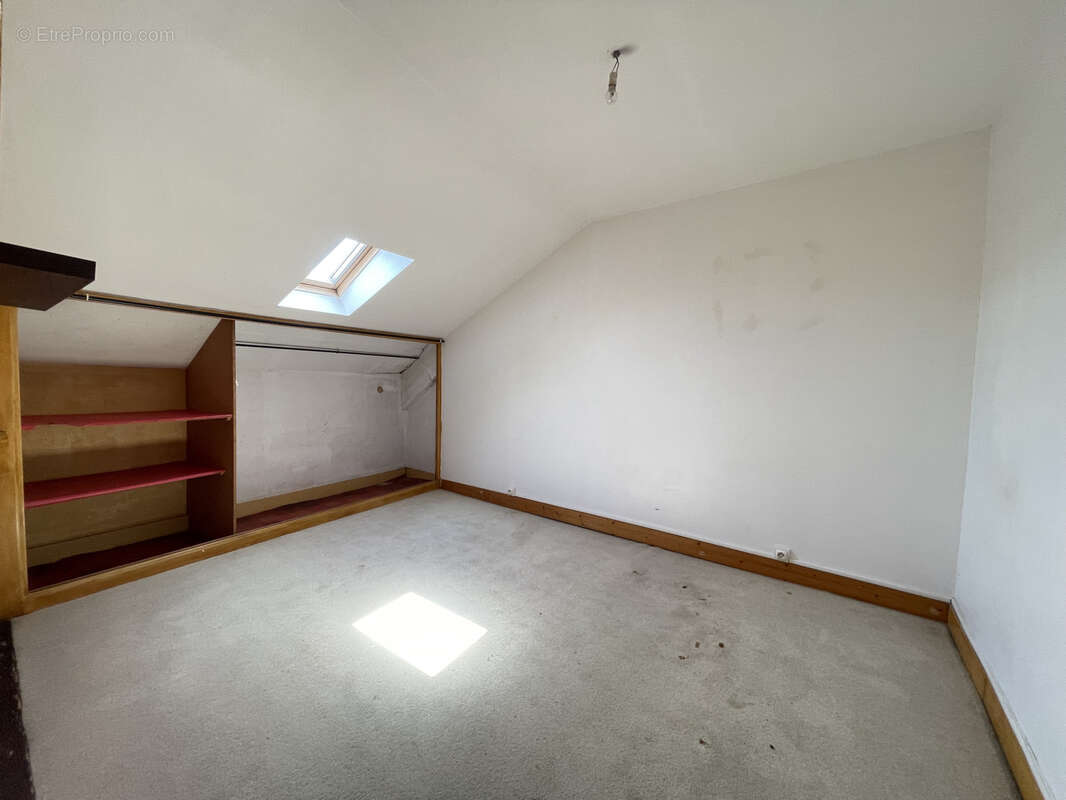 Périgueux centre — Grande maison familiale, 4 niveaux, jardin - photo 23