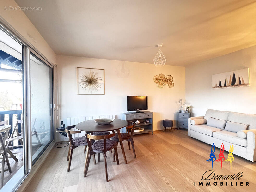Appartement à DEAUVILLE