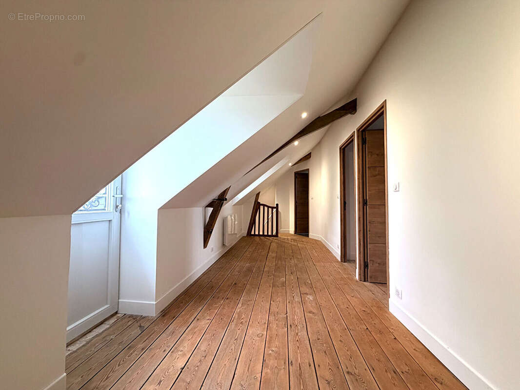Maison à LA FEUILLIE