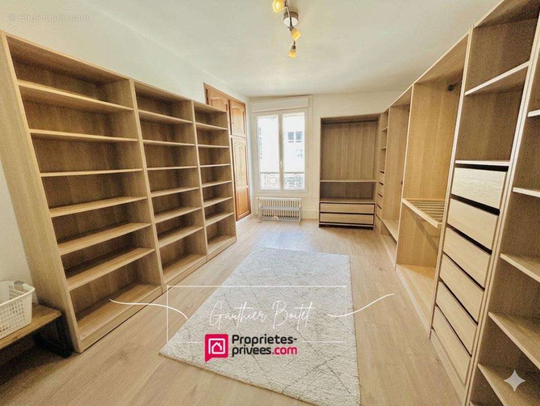 Maison à ROZAY-EN-BRIE