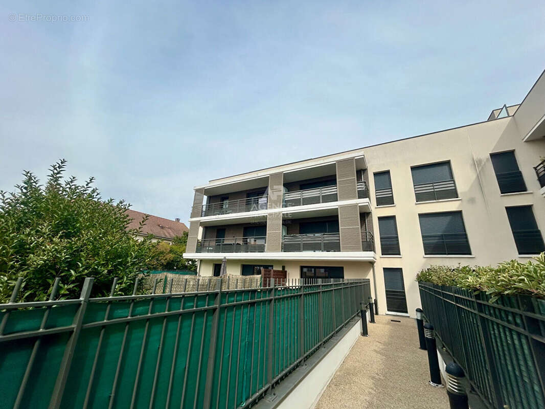 Appartement à CARRIERES-SOUS-POISSY