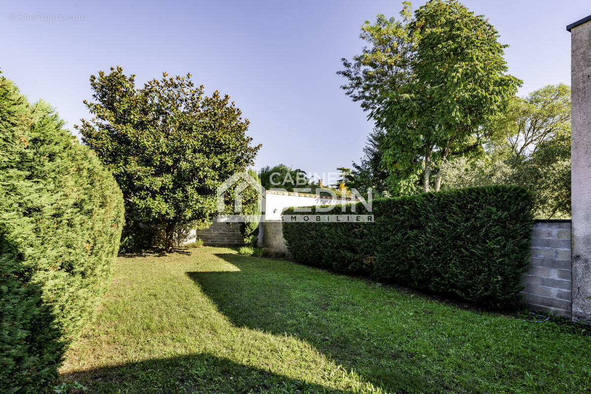 Maison à LE BOUSCAT