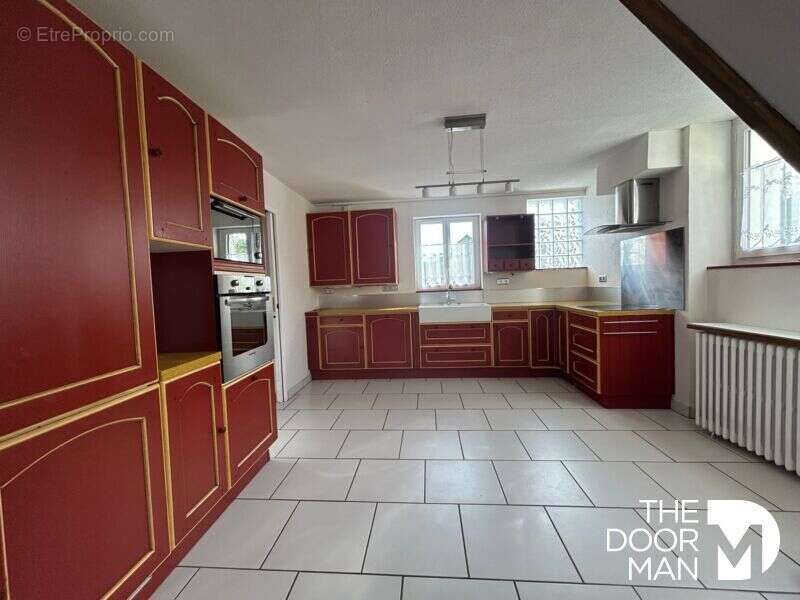 Maison 18500 - photo 2
