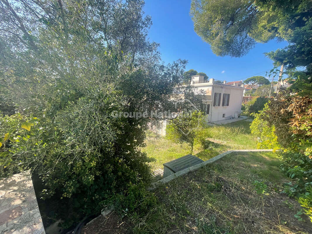 Maison à SAUSSET-LES-PINS