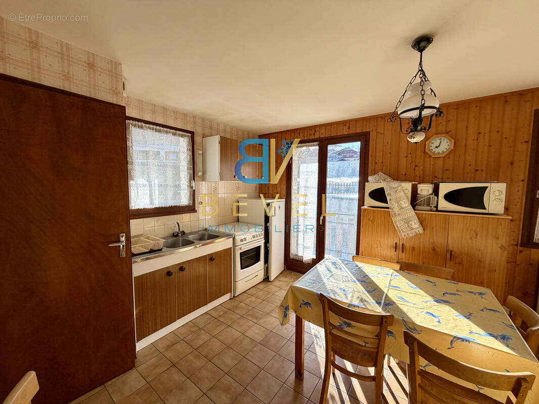 Appartement à ALBIEZ-MONTROND