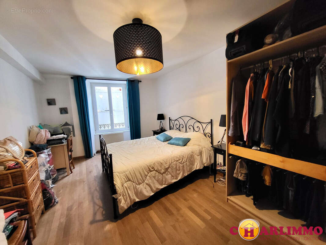 Maison à SAINT-JUNIEN