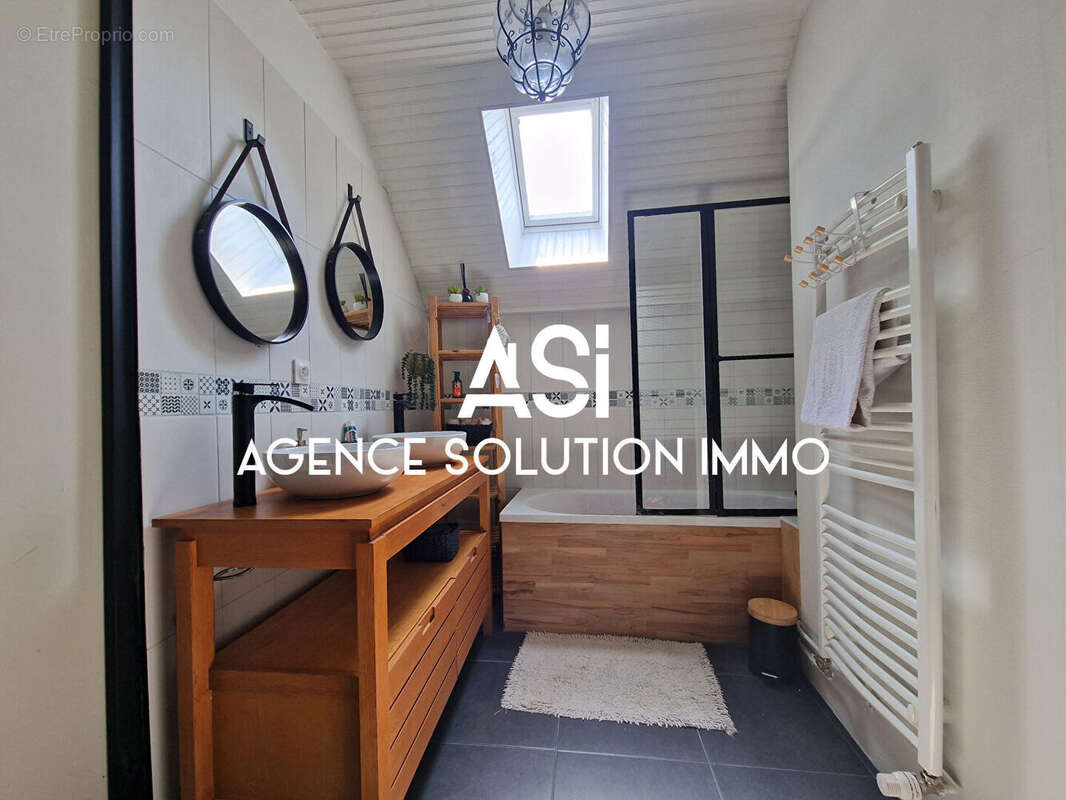 Maison à CHANGE