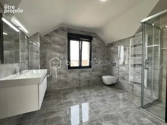 Maison familiale moderne, 140m2 habitable, 5 chambres, terrain 539m2 - photo 16