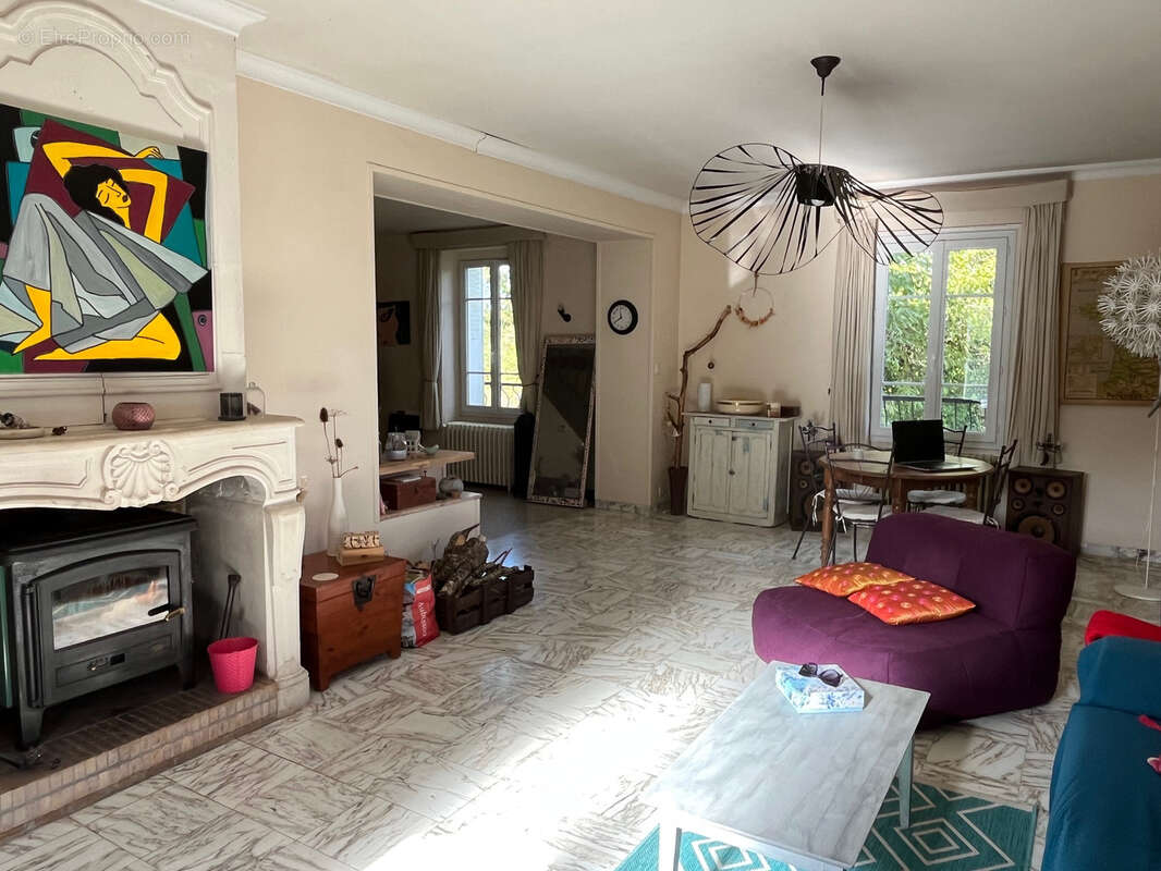 Mi-chemin Brive et Limoges - belle maison de village   7 pièces - photo 5