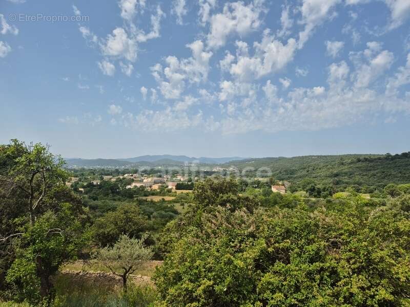 Maison à SAINT-JULIEN-LES-ROSIERS