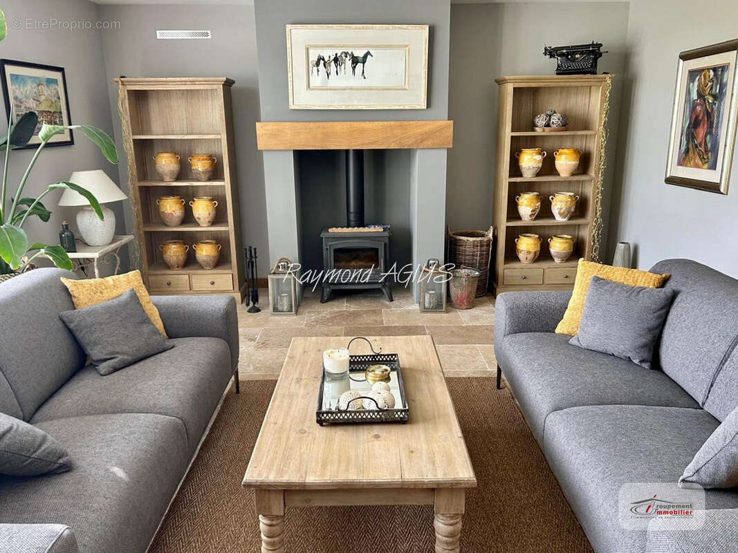 Maison à SAINT-EMILION