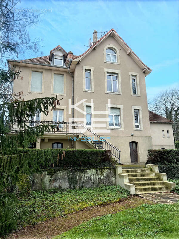 Maison à DELME