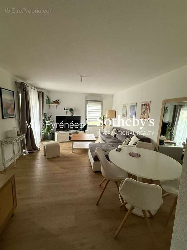 Appartement à AUCAMVILLE